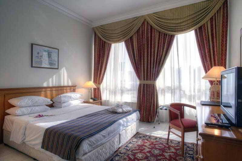 Al Diar Palm Hotel Apartments Абу-Дабі Екстер'єр фото