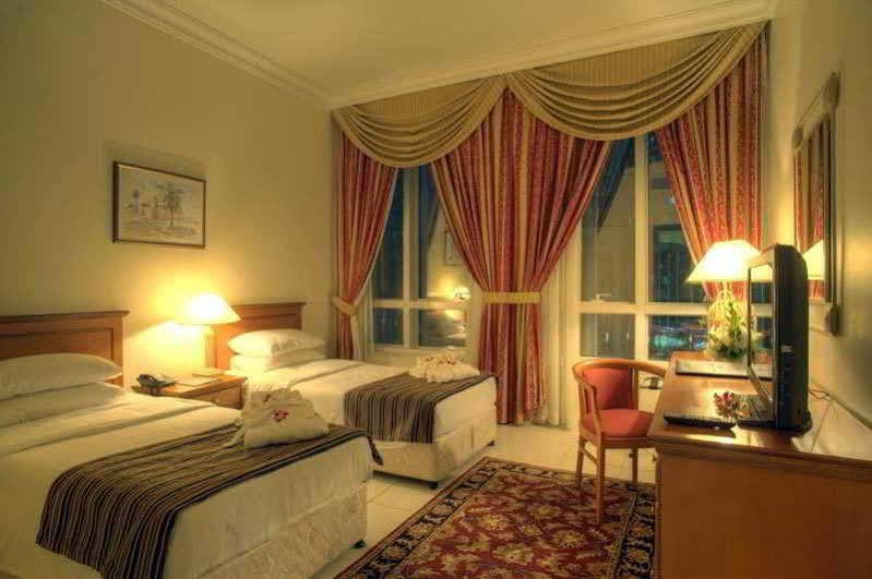 Al Diar Palm Hotel Apartments Абу-Дабі Екстер'єр фото